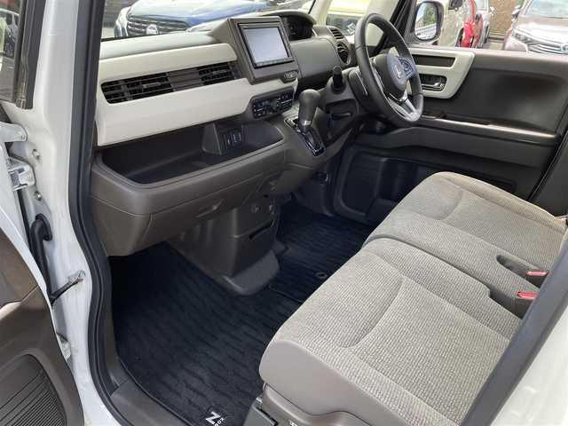 ホンダ Ｎ ＢＯＸ L ターボ 埼玉県 2021(令3)年 1.8万km プラチナホワイトパール ワンオーナー/ターボ/純正メモリーナビ＆ＣＤ＆ＢＴ/バックカメラ/ビルトインＥＴＣ/前後ドライブレコーダー/衝突被害軽減システム/レーンキープアシスト/レーダークルーズコントロール/ステアリングリモコン/革巻きステアリング/パドルシフト/両側パワースライドドア/リアコーナーセンサー/オートライト/ＬＥＤライト/ウィンカーミラー/電動格納ミラー/スマートキー/プッシュスタート/Wエアバッグ/横滑り防止装置/ＡＢＳ/ドアバイザー/フロアマット/新車保証書/取扱説明書/ナビ取扱説明書/スマートスペアキー有