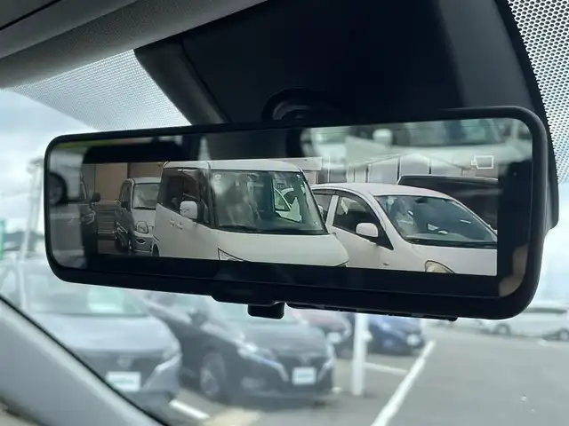 トヨタ ＲＡＶ４ G Zパッケージ 長崎県 2019(令1)年 6.6万km ホワイトパールクリスタルシャイン モデリスタフルエアロ/４ＷＤ/純正９型ナビ/（フルセグ・DVD・CD・SD・BT)/バックカメラ/AC100V/トヨタセーフティセンス/ＬＥＤヘッドライト/オートライト/合皮レザーシート/パワーシート/オートハイビーム/ステアリングスイッチ/シートメモリー/前席シートヒーター/レーンキープアシスト/クリアランスソナー/デジタルミラー/ETC2.0/純正フロアマット/スペアキー