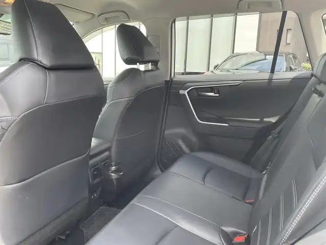 トヨタ ＲＡＶ４ G Zパッケージ 長崎県 2019(令1)年 6.6万km ホワイトパールクリスタルシャイン モデリスタフルエアロ/４ＷＤ/純正９型ナビ/（フルセグ・DVD・CD・SD・BT)/バックカメラ/AC100V/トヨタセーフティセンス/ＬＥＤヘッドライト/オートライト/合皮レザーシート/パワーシート/オートハイビーム/ステアリングスイッチ/シートメモリー/前席シートヒーター/レーンキープアシスト/クリアランスソナー/デジタルミラー/ETC2.0/純正フロアマット/スペアキー