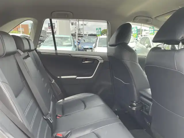 トヨタ ＲＡＶ４ G Zパッケージ 長崎県 2019(令1)年 6.6万km ホワイトパールクリスタルシャイン モデリスタフルエアロ/４ＷＤ/純正９型ナビ/（フルセグ・DVD・CD・SD・BT)/バックカメラ/AC100V/トヨタセーフティセンス/ＬＥＤヘッドライト/オートライト/合皮レザーシート/パワーシート/オートハイビーム/ステアリングスイッチ/シートメモリー/前席シートヒーター/レーンキープアシスト/クリアランスソナー/デジタルミラー/ETC2.0/純正フロアマット/スペアキー