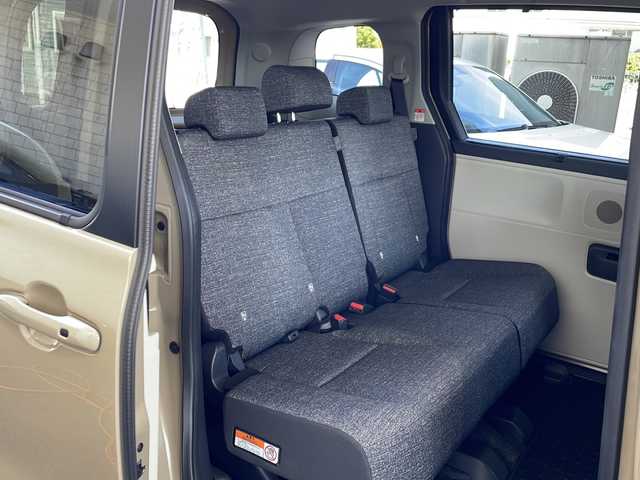 トヨタ シエンタ Z 神奈川県 2024(令6)年 1.2万km ベージュ 純正ナビ【AM/FM/USB/BT/Miracast】/両側パワースライドドア/全方位カメラ/クリアランスソナー/パーキングセンサー/レーダークルーズコントロール/ステアリングスイッチ/ブラインドスポットモニター/ビルトインETC2.0/タイプC　USB/純正ドアバイザー/純正フロアマット/２列目サンシェード/レーンキープアシスト/オートハイビーム/オートミラー/衝突軽減装置/保証書/取扱説明書/スペアキー×１
