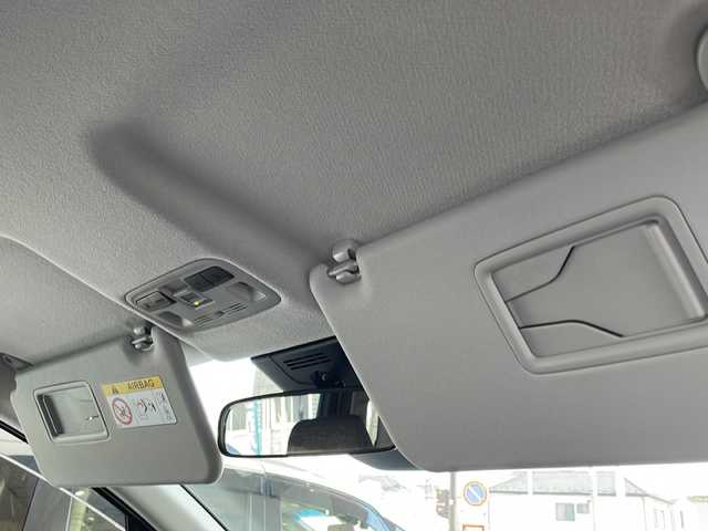 トヨタ シエンタ Z 神奈川県 2024(令6)年 1.2万km ベージュ 純正ナビ【AM/FM/USB/BT/Miracast】/両側パワースライドドア/全方位カメラ/クリアランスソナー/パーキングセンサー/レーダークルーズコントロール/ステアリングスイッチ/ブラインドスポットモニター/ビルトインETC2.0/タイプC　USB/純正ドアバイザー/純正フロアマット/２列目サンシェード/レーンキープアシスト/オートハイビーム/オートミラー/衝突軽減装置/保証書/取扱説明書/スペアキー×１