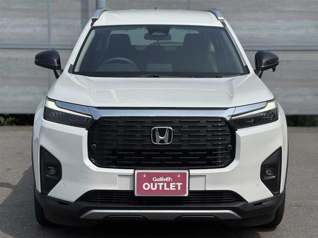 ホンダ ＷＲ－Ｖ Z+ ブラックスタイル 三重県 2025(令7)年 0.1万km未満 プラチナホワイトパール 登録未使用車/ホンダセンシング /・衝突軽減ブレーキ/・誤発進抑制機能/・後方誤発進抑制機能/・近距離衝突軽減ブレーキ/・歩行者事故低減ステアリング/・路外逸脱抑制機能/・アダプティブクルーズコントロール/・車線維持支援システム/・先行車発進お知らせ機能/・標識認識機能/・オートハイビーム/・パーキングセンサーシステム/ナビ装着用スペシャルパッケージ/・ステアリングスイッチ/　(オーディオ/ナビ/ハンズフリー/音声認識)/・リアワイドカメラ/・車載通信機/・Bluetoothユニット/パドルシフト/USBジャック(運転席)/充電用USBジャック(助手席)/純正17インチ5本マルチスポークフルブラック塗装アルミホイール/ブラックドアミラー/ブラックアウトサイドドアハンドル/シルバールーフレール/フルLEDヘッドランプ/・オートライト/LEDフロントフォグランプ/プッシュエンジンスタート/スマートキー×2