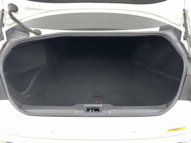 トヨタ クラウン RS アドバンス 福島県 2018(平30)年 3.9万km ホワイトパールクリスタルシャイン トヨタセーフティーセンス　/・PCS/・車線逸脱警報/・レーダークルーズコントロール/・オートマッチクハイビーム/・BSM/・HUD/純正ディスプレイオーディオ　/【AM/FM/DVD/CD/Bluetooth/フルセグ】/バックカメラ　/ドライブレコーダー　/ＥＴＣ２．０　/デジタルインナーミラー/電子パーキング　/・ブレーキホールド　/パワーシート　/・シートヒーター　/・ハンドルヒーター　/・ハーフレザー/プッシュスタート/・スマートキー/LEDライト/・オートライト/・フォグライト