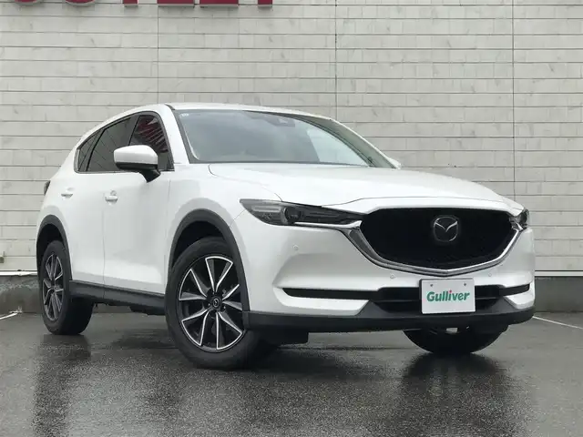 マツダ ＣＸ－５ 20S プロアクティブ 長崎県 2017(平29)年 7.2万km スノーフレイクホワイトパールマイカ 純正アルミホイール　/純正ＳＤナビ【Ｂｌｕｅｔｏｏｔｈ／ＤＶＤ／ＣＤ】　/BOSEプレミアムサウンド　/パワーシート【ドライブ席】　/シートヒーター【ドライブ席／助手席】　/ステアリングヒーター/ＭＴモード付ＡＴ/ブラインドスポットモニター/アダプティブ・クルーズ・コントロール/アイドリングストップ/パーキングアシスト/アンチロックブレーキシステム/横滑り防止装置/コーナーセンサー/盗難防止装置/バックカメラ/オートライト/ETC/USB/AUX/エンジンスタートボタン/取扱説明書/保証書/記録簿