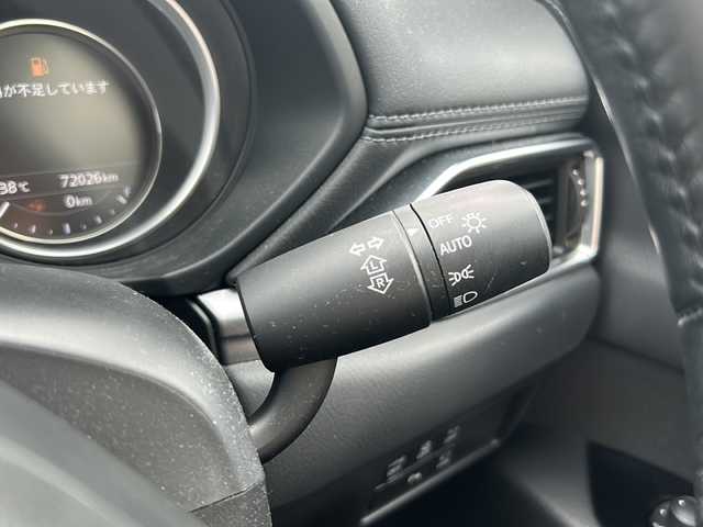 マツダ ＣＸ－５ 20S プロアクティブ 長崎県 2017(平29)年 7.2万km スノーフレイクホワイトパールマイカ 純正アルミホイール　/純正ＳＤナビ【Ｂｌｕｅｔｏｏｔｈ／ＤＶＤ／ＣＤ】　/BOSEプレミアムサウンド　/パワーシート【ドライブ席】　/シートヒーター【ドライブ席／助手席】　/ステアリングヒーター/ＭＴモード付ＡＴ/ブラインドスポットモニター/アダプティブ・クルーズ・コントロール/アイドリングストップ/パーキングアシスト/アンチロックブレーキシステム/横滑り防止装置/コーナーセンサー/盗難防止装置/バックカメラ/オートライト/ETC/USB/AUX/エンジンスタートボタン/取扱説明書/保証書/記録簿