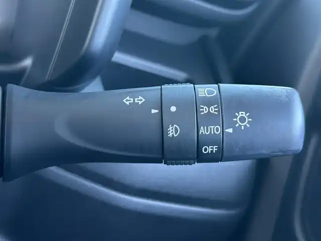 スズキ スペーシア ギア HYBRID XZ 岡山県 2024(令6)年 1.4万km モスグレーメタリック 登録時走行距離13984km/純正9インチナビ/フルセグTV(AM.FM.CD.DVD.TV.BT)/両側パワースライドドア/全方位カメラ/シートヒーター/ステアリングヒーター/クリアランスソナー/衝突軽減ブレーキ/横滑り防止装置/レーダークルーズコントロール/レーンキープアシスト/プッシュスタート/オートライト/オートマチックハイビーム/アイドリングストップ/14インチ純正AW