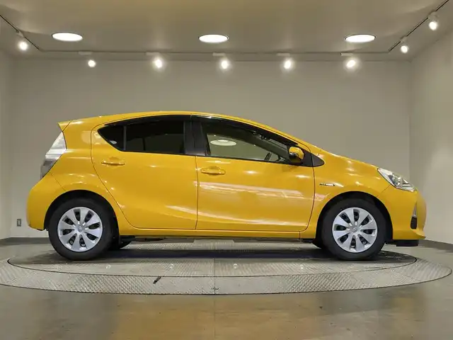 トヨタ アクア S 愛知県 2013(平25)年 15万km イエロー 社外SDナビ/前後ドライブレコーダー/ETC/プッシュスタート