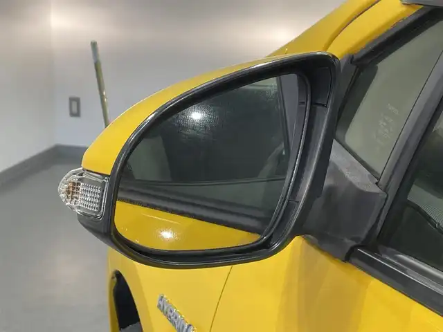 トヨタ アクア S 愛知県 2013(平25)年 15万km イエロー 社外SDナビ/前後ドライブレコーダー/ETC/プッシュスタート