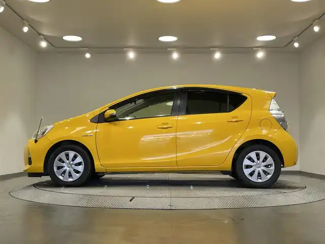 トヨタ アクア S 愛知県 2013(平25)年 15万km イエロー 社外SDナビ/前後ドライブレコーダー/ETC/プッシュスタート