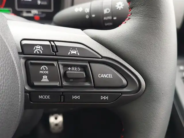 トヨタ ＧＲヤリス RZ ハイパフォーマンス 東京都 2025(令7)年 0.1千km プラチナホワイトパールマイカ ナビパッケージ搭載車/寒冷地仕様/ディスプレイオーディオ/ドライブレコーダー前後/ステアリングヒーター/シートヒーター/JBLプレミアムサウンドシステム/アクティブサウンドコントロール/ETC2.0/AppleCarplay/AndroidAuto/Bluetooth/TV/18インチBBS純正ホイール/カラードキャリパー/カーボンルーフ/ハーフレザーシート/BSM/純正フロアマット