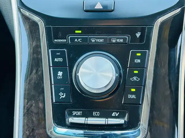 トヨタ ＳＡＩ S Cパッケージ 岡山県 2014(平26)年 13.1万km 黒 (株)IDOMが運営する【じしゃロン岡山店】の自社ローン専用車両です。こちらは現金またはオートローンご利用時の価格です。 自社ローンご希望の方は別途その旨お申し付け下さい/*フルセグ/＊バックカメラ/＊アイドリングストップ/*パワーシート/＊スマートキー/＊スペアキー/＊プッシュスタート/＊ETC/＊社外ナビ