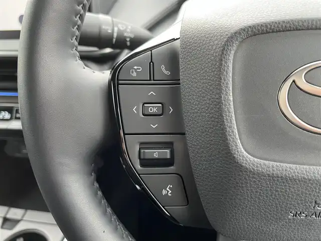 トヨタ プリウス Z 鳥取県 2023(令5)年 0.4万km プラチナホワイトパールマイカ ４・W・D/純正12.3インチDPオーディオ/フルセグ/BT/Mira/パノラミックビューモニター/デジタルミラー・ETC2.0/トヨタチームメイト/トヨタセーフティセンス/ブラインドスポットモニター/パーキングアシスト/合皮レザーシート/前席シートヒーター/エアシート/運転席パワーシート/メモリ機能付き/パワーバックドア/タイプC接続・ワイヤレス充電/LEDヘットライト/純正19インチアルミホイール/プッシュエンジンスタート/フロアマット