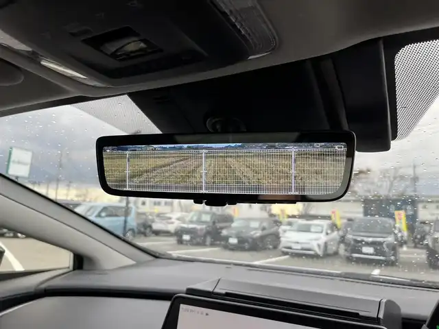 トヨタ プリウス Z 鳥取県 2023(令5)年 0.4万km プラチナホワイトパールマイカ ４・W・D/純正12.3インチDPオーディオ/フルセグ/BT/Mira/パノラミックビューモニター/デジタルミラー・ETC2.0/トヨタチームメイト/トヨタセーフティセンス/ブラインドスポットモニター/パーキングアシスト/合皮レザーシート/前席シートヒーター/エアシート/運転席パワーシート/メモリ機能付き/パワーバックドア/タイプC接続・ワイヤレス充電/LEDヘットライト/純正19インチアルミホイール/プッシュエンジンスタート/フロアマット