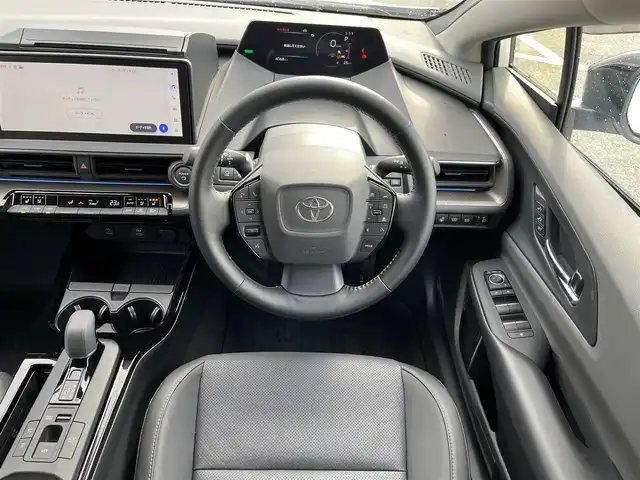 トヨタ プリウス Z 鳥取県 2023(令5)年 0.4万km プラチナホワイトパールマイカ ４・W・D/純正12.3インチDPオーディオ/フルセグ/BT/Mira/パノラミックビューモニター/デジタルミラー・ETC2.0/トヨタチームメイト/トヨタセーフティセンス/ブラインドスポットモニター/パーキングアシスト/合皮レザーシート/前席シートヒーター/エアシート/運転席パワーシート/メモリ機能付き/パワーバックドア/タイプC接続・ワイヤレス充電/LEDヘットライト/純正19インチアルミホイール/プッシュエンジンスタート/フロアマット