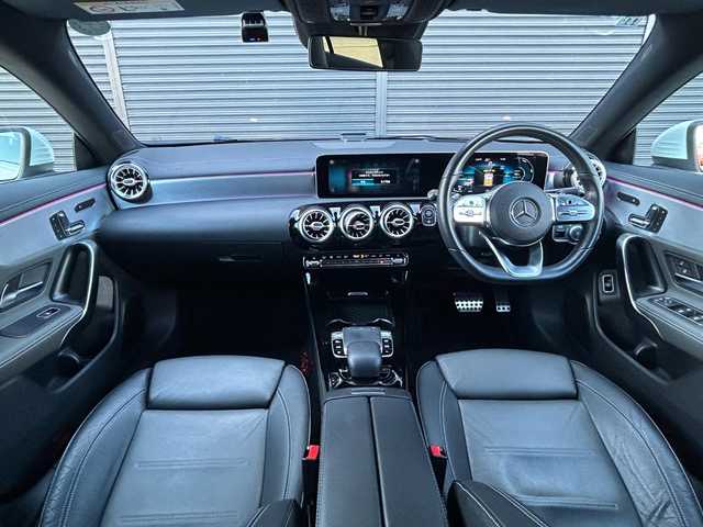 メルセデス・ベンツ ＣＬＡ２００ｄ AMGライン 茨城県 2019(令1)年 4.5万km デジタルホワイト パノラマSR /AMGレザ-EXCP/・本革ツートン/・アルミニウムインテリアトリム/アドバンスドパッケージ/・360°カメラ /・HUD /・アドバンスドサウンドシステム /アンビエントライト /RSP /ACC /LKA /BSA /PRE-SAFEプラス/アクティブステアリングアシスト/マルチビ-ムLED /ナビ /TV /CarPlay /ETC2.0/禁煙車