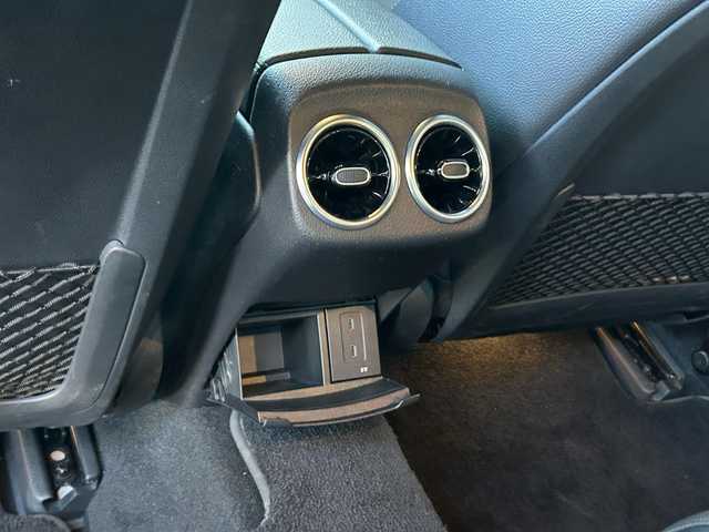 メルセデス・ベンツ ＣＬＡ２００ｄ AMGライン 茨城県 2019(令1)年 4.5万km デジタルホワイト パノラマSR /AMGレザ-EXCP/・本革ツートン/・アルミニウムインテリアトリム/アドバンスドパッケージ/・360°カメラ /・HUD /・アドバンスドサウンドシステム /アンビエントライト /RSP /ACC /LKA /BSA /PRE-SAFEプラス/アクティブステアリングアシスト/マルチビ-ムLED /ナビ /TV /CarPlay /ETC2.0/禁煙車