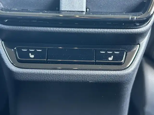 レクサス ＮＸ 350h バージョンL 福島県 2022(令4)年 2.4万km グラファイトブラックガラスフレーク ワンオーナー/セーフティシステムプラス/・プリクラッシュセーフティ/・レーントレーシングアシスト/・ロードサインアシスト/・ドライバー異常時対応システム/・プロアクティブドライビングアシスト/・アダプティブハイビームシステム/・レーンディパーチャーアラート/・レーダークルーズコントロール/・発信遅れ告知機能/パノラミックビューモニター/14インチディスプレイオーディオプラス/【Bluetooth/フルセグTV/】/ブラインドスポットモニター/パーキングサポートブレーキ/ハンスフリーパワーバックドア/レザーシート/・前席パワーシート/運転席メモリ機能付き/・全席シートヒーター/3眼フルLEDヘッドランプ/・LEDコーナリングランプ/・ヘッドランプクリーナー/・オートライト/・オートハイビーム/・フォグランプ/スマートキー/・プッシュスタート/新車時保証書/取扱説明書