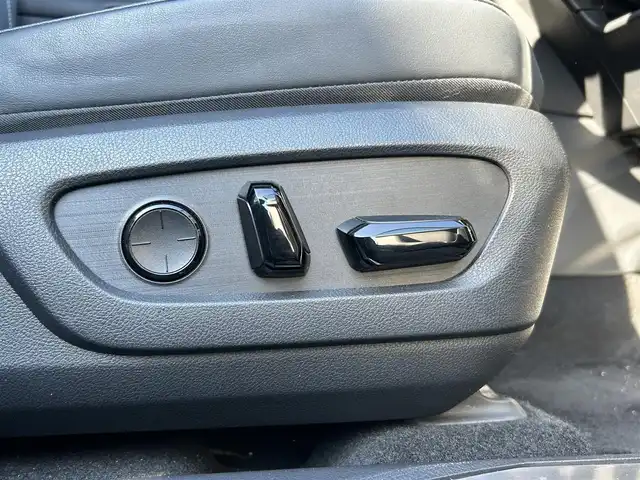 レクサス ＮＸ 350h バージョンL 福島県 2022(令4)年 2.4万km グラファイトブラックガラスフレーク ワンオーナー/セーフティシステムプラス/・プリクラッシュセーフティ/・レーントレーシングアシスト/・ロードサインアシスト/・ドライバー異常時対応システム/・プロアクティブドライビングアシスト/・アダプティブハイビームシステム/・レーンディパーチャーアラート/・レーダークルーズコントロール/・発信遅れ告知機能/パノラミックビューモニター/14インチディスプレイオーディオプラス/【Bluetooth/フルセグTV/】/ブラインドスポットモニター/パーキングサポートブレーキ/ハンスフリーパワーバックドア/レザーシート/・前席パワーシート/運転席メモリ機能付き/・全席シートヒーター/3眼フルLEDヘッドランプ/・LEDコーナリングランプ/・ヘッドランプクリーナー/・オートライト/・オートハイビーム/・フォグランプ/スマートキー/・プッシュスタート/新車時保証書/取扱説明書