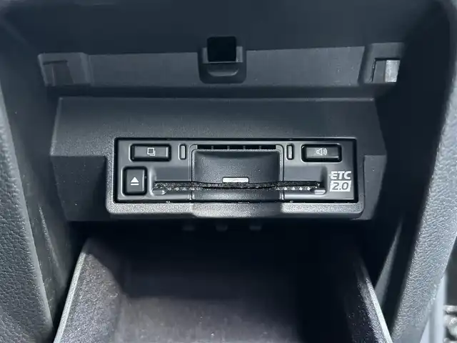 レクサス ＮＸ 350h バージョンL 福島県 2022(令4)年 2.4万km グラファイトブラックガラスフレーク ワンオーナー/セーフティシステムプラス/・プリクラッシュセーフティ/・レーントレーシングアシスト/・ロードサインアシスト/・ドライバー異常時対応システム/・プロアクティブドライビングアシスト/・アダプティブハイビームシステム/・レーンディパーチャーアラート/・レーダークルーズコントロール/・発信遅れ告知機能/パノラミックビューモニター/14インチディスプレイオーディオプラス/【Bluetooth/フルセグTV/】/ブラインドスポットモニター/パーキングサポートブレーキ/ハンスフリーパワーバックドア/レザーシート/・前席パワーシート/運転席メモリ機能付き/・全席シートヒーター/3眼フルLEDヘッドランプ/・LEDコーナリングランプ/・ヘッドランプクリーナー/・オートライト/・オートハイビーム/・フォグランプ/スマートキー/・プッシュスタート/新車時保証書/取扱説明書