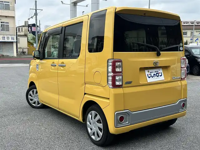 ダイハツ ウェイク L 沖縄県 2015(平27)年 4.5万km フェスタイエロー (株)IDOMが運営する【じしゃロンコザ店】の自社ローン対象車両になります。こちらは現金ご利用時の価格です。自社ローンご希望の方は別途その旨お申付け下さい。/・プッシュスタート /・ワンセグ /・片側パワースライドドア /・アイドリングストップ　/・横滑り防止装置　/・ベンチシート　/・純正フロアマット　/・スマートキー　/・取扱説明書　/・パワーステアリング　/・オートライト