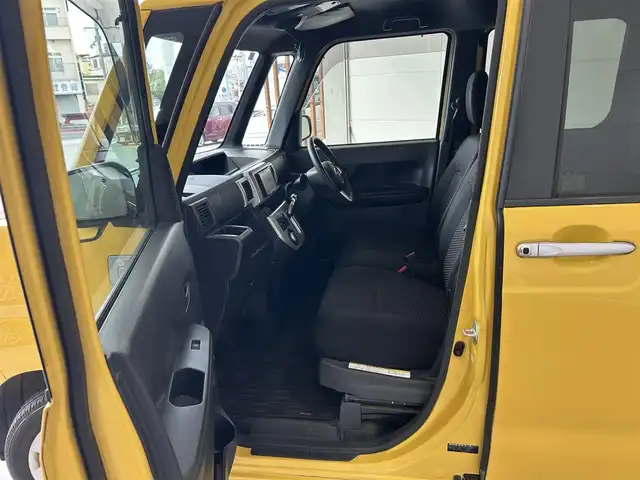 ダイハツ ウェイク L 沖縄県 2015(平27)年 4.5万km フェスタイエロー (株)IDOMが運営する【じしゃロンコザ店】の自社ローン対象車両になります。こちらは現金ご利用時の価格です。自社ローンご希望の方は別途その旨お申付け下さい。/・プッシュスタート /・ワンセグ /・片側パワースライドドア /・アイドリングストップ　/・横滑り防止装置　/・ベンチシート　/・純正フロアマット　/・スマートキー　/・取扱説明書　/・パワーステアリング　/・オートライト