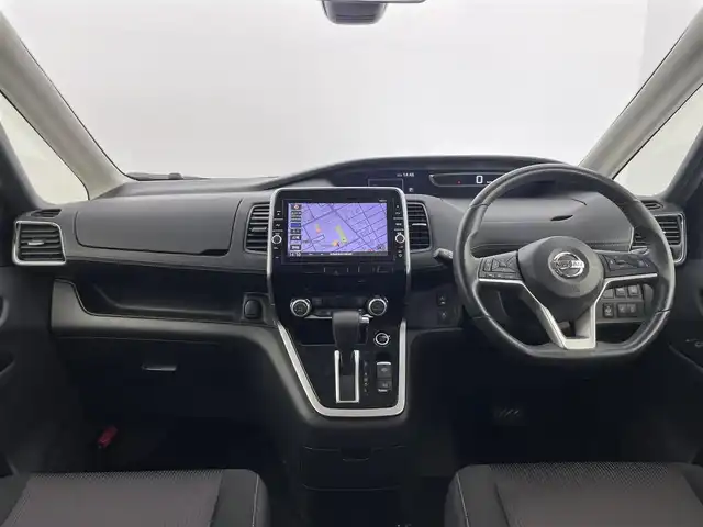日産 セレナ ハイウェイスター G プロパイロットED 群馬県 2016(平28)年 6.1万km マルーンレッド 2トーン 純正9インチナビ(MM516D-L)/AM/FM/CD/DVD/BT/フルセグ/バックカメラ/純正フリップダウンモニター/ドライブレコーダー前方/ビルトインETC/両側パワースライドドア/ハンズフリーオートスライドドア/プロパイロット/エマージェンシーブレーキ/車線逸脱警報/車線逸脱防止支援システム/踏み間違い衝突防止アシスト/ふらつき警報/進入禁止標識検知/電動パーキングブレーキ/オートブレーキホールド/アイドリングストップ/LEDヘッドライト/フォグライト/スマートキー/プッシュスタート