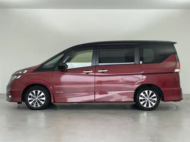 日産 セレナ ハイウェイスター G プロパイロットED 群馬県 2016(平28)年 6.1万km マルーンレッド 2トーン 純正9インチナビ(MM516D-L)/AM/FM/CD/DVD/BT/フルセグ/バックカメラ/純正フリップダウンモニター/ドライブレコーダー前方/ビルトインETC/両側パワースライドドア/ハンズフリーオートスライドドア/プロパイロット/エマージェンシーブレーキ/車線逸脱警報/車線逸脱防止支援システム/踏み間違い衝突防止アシスト/ふらつき警報/進入禁止標識検知/電動パーキングブレーキ/オートブレーキホールド/アイドリングストップ/LEDヘッドライト/フォグライト/スマートキー/プッシュスタート