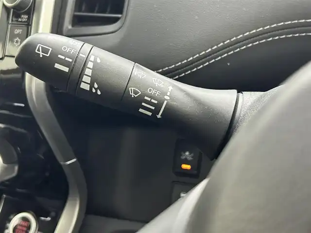 日産 セレナ ハイウェイスター G プロパイロットED 熊本県 2016(平28)年 6.1万km マルーンレッド 2トーン 純正9インチナビ(MM516D-L)/AM/FM/CD/DVD/BT/フルセグ/バックカメラ/純正フリップダウンモニター/ドライブレコーダー前方/ビルトインETC/両側パワースライドドア/ハンズフリーオートスライドドア/プロパイロット/エマージェンシーブレーキ/車線逸脱警報/車線逸脱防止支援システム/踏み間違い衝突防止アシスト/ふらつき警報/進入禁止標識検知/電動パーキングブレーキ/オートブレーキホールド/アイドリングストップ/LEDヘッドライト/フォグライト/スマートキー/プッシュスタート