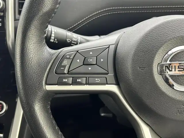 日産 セレナ ハイウェイスター G プロパイロットED 熊本県 2016(平28)年 6.1万km マルーンレッド 2トーン 純正9インチナビ(MM516D-L)/AM/FM/CD/DVD/BT/フルセグ/バックカメラ/純正フリップダウンモニター/ドライブレコーダー前方/ビルトインETC/両側パワースライドドア/ハンズフリーオートスライドドア/プロパイロット/エマージェンシーブレーキ/車線逸脱警報/車線逸脱防止支援システム/踏み間違い衝突防止アシスト/ふらつき警報/進入禁止標識検知/電動パーキングブレーキ/オートブレーキホールド/アイドリングストップ/LEDヘッドライト/フォグライト/スマートキー/プッシュスタート