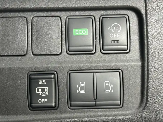 日産 セレナ ハイウェイスター G プロパイロットED 熊本県 2016(平28)年 6.1万km マルーンレッド 2トーン 純正9インチナビ(MM516D-L)/AM/FM/CD/DVD/BT/フルセグ/バックカメラ/純正フリップダウンモニター/ドライブレコーダー前方/ビルトインETC/両側パワースライドドア/ハンズフリーオートスライドドア/プロパイロット/エマージェンシーブレーキ/車線逸脱警報/車線逸脱防止支援システム/踏み間違い衝突防止アシスト/ふらつき警報/進入禁止標識検知/電動パーキングブレーキ/オートブレーキホールド/アイドリングストップ/LEDヘッドライト/フォグライト/スマートキー/プッシュスタート