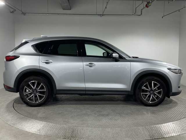 マツダ ＣＸ－５ XD Lパッケージ 神奈川県 2018(平30)年 3.5万km ソニックシルバーM マツダコネクトナビ/CD&DVD&BT&USB&フルセグTV/全方位モニター/社外ドライブレコーダー/純正ビルトインETC2.0/BOSEプレミアムサウンドシステム/パワーバックドア/レザーシート/パワーシート前席/シートヒーター前席/i-ACTIVESENSE/ハイビームコントロールシステム/アダプティブLEDヘッドライト/車線逸脱警報システム/ブラインドスポットモニタリング/交通標識認識システム/ドライバーアテンションアラート/リアクロストラフィックアラート/マツダレーダークルーズコントロール/アドバンストスマートシティブレーキサポート/AT誤発進抑制制御/スマートブレーキサポート/電動パーキングブレーキ/ブレーキオートホールド/アイドリングストップ/ドアバイザー/LEDヘッドライト/フォグライト/ウィンカーミラー