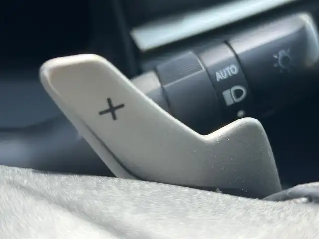 レクサス ＣＴ 200h バージョンC 和歌山県 2014(平26)年 8.6万km レッドマイカクリスタルシャイン 純正ナビ/Bluetooth/バックカメラ/フルセグTV/DISC再生可/クルーズコントロール/パドルシフト/レザーシート/ステアリングスイッチ/前席シートヒーター/コーナーセンサー/革巻きステアリング/D席メモリーシート/LEDライト/フォグランプ/革巻きステアリング/純正フロアマット/サイドバイザー/ETC/純正16インチアルミホイール