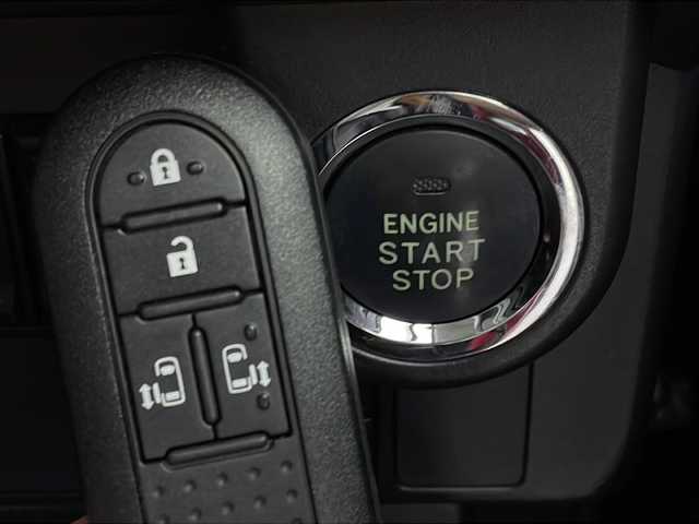 トヨタ タンク カスタムG－T 新潟県 2018(平30)年 2.1万km ブラックマイカ/マゼンダベリーメタリック 純正ナビ/　　フルセグ/CD/DVD/BT/バックカメラ/両側パワースライドドア/クルーズコントロール/LEDオートライト/Fフォグ/純正15インチアルミホイール/ステアリングスイッチ/コーナーセンサー/スマートキー/ETC