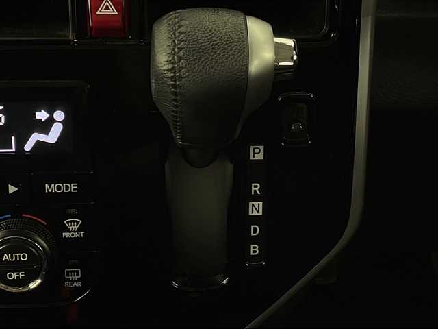 トヨタ タンク カスタムG－T 新潟県 2018(平30)年 2.1万km ブラックマイカ/マゼンダベリーメタリック 純正ナビ/　　フルセグ/CD/DVD/BT/バックカメラ/両側パワースライドドア/クルーズコントロール/LEDオートライト/Fフォグ/純正15インチアルミホイール/ステアリングスイッチ/コーナーセンサー/スマートキー/ETC
