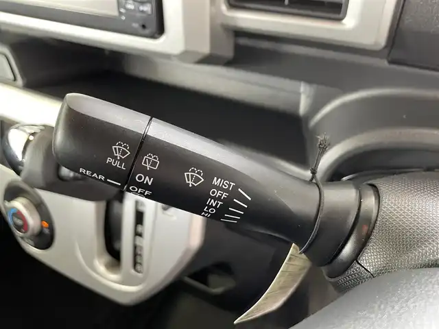 ダイハツ ウェイク X SA 沖縄県 2015(平27)年 6.6万km ブラックマイカメタリック (株)IDOMが運営する【じしゃロンコザ店】の自社ローン専用車両になりますこちらは現金またはオートローンご利用時の価格です。自社ローンご希望の方は別途その旨お申付け下さい/・純正ナビ/・フルセグTV/・DVD再生/・バックカメラ/・片側パワースライドドア/・スマートキー/・プッシュスタート/・ETC/・LEDヘッドライト/・純正アルミホイール/・オートライト