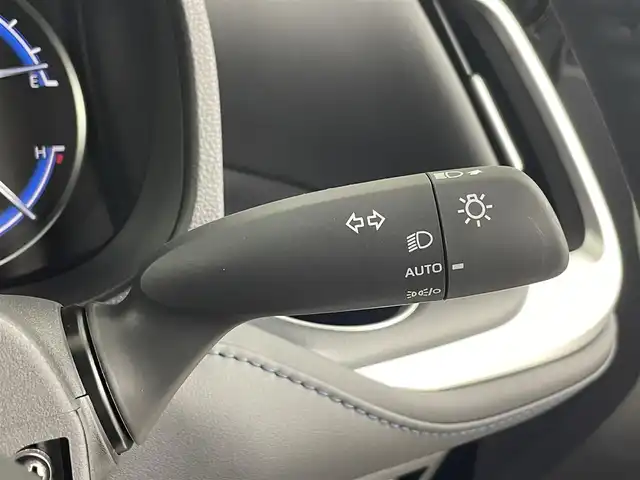 トヨタ ヴォクシー ハイブリッド S－Z 埼玉県 2025(令7)年 0.1万km未満 アティチュードブラックマイカ トヨタセーフティセンス/トヨタチームメイト/快適利便パッケージ/ユニバーサルステップ/純正10.5インチナビ/CDチェンジャーBluetooth/フルセグ/クルーズコントロール/両側パワースライドドア/パノラミックビューモニター/ビルトインETC2.0/ハーフレザーシート/シートヒーター/プッシュスタート/スマートキー
