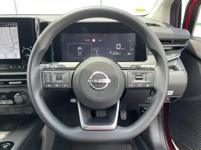 日産 ノート X 山梨県 2023(令5)年 6.6万km ガーネットレッド プロパイロット/純正9インチナビ/Bluetooth接続/フルセグTV/アラウンドビューモニター/ETC/インテリジェントルームミラー/置くだけ充電/ステアリングスイッチ/取扱説明書/保証書