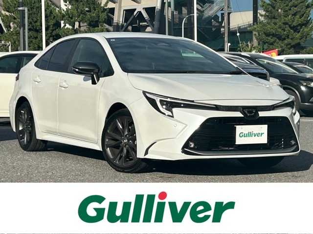 トヨタ カローラ ダブルバイビー 千葉県 2022(令4)年 2.5万km プラチナホワイトパールマイカ 純正ディスプレイオーディオプラス/フルセグTV/Bluetooth/USB接続/Miracast/バックカメラ/ビルトインETC2.0/トヨタセーフティセンス/レーンディパーチャーアラート/プリクラッシュセーフティ/プロアクティブドライビングアシスト/パーキングサポートブレーキ/ロードサインアシスト/オートブレーキホールド/オートハイビーム/ハーフレザーシート/ISOFIX/電動格納ウィンカーミラー/カーテンエアバック/純正17インチアルミホイール/社外フロアマット