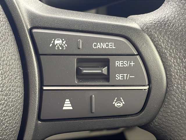 ホンダ Ｎ ＢＯＸ 岐阜県 2025(令7)年 0.3万km プラチナホワイトパール 純正8インチホンダコネクティッドナビ【VXM-245ZFEi】/リアワイドカメラ/オーディオリモートコントロールスイッチ/ハンズフリーテレホンスイッチ/音声認識スイッチ /専用ワイヤーハーネス/ホンダセンシング/衝突軽減ブレーキ（CMBS）/先行車発進お知らせ機能/歩行者事故低減ステアリング/路外逸脱抑制機能/標識認識機能/渋滞追従機能付アダプティブクルーズコントロール（ACC）/車線維持支援システム（LKAS）/誤発進抑制機能/後方誤発進抑制機能/近距離衝突軽減ブレーキ/急アクセル抑制機能/パーキングセンサーシステム/オートライト/オートハイビーム/ヘッドライトレベライザー/LEDヘッドライト/シートヒーター(D席/N席)/ビルトインETC/片側パワースライドドア/スマートキー/プッシュスタート/スペアキー