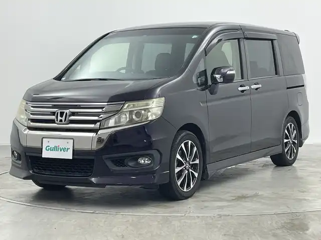 ホンダ ステップワゴン スパーダ Z クールスピリット 群馬県 2014(平26)年 8.4万km プレミアムコスミックバイオレットパール 純正９型ナビ　純正９型後席モニター　バックカメラ　クルーズコントロール　両側パワースライドドア　ＨＩＤヘッドライト　オートライト　ステアリングスイッチ　純正アルミホイール１７インチ　ＥＴＣ　禁煙車