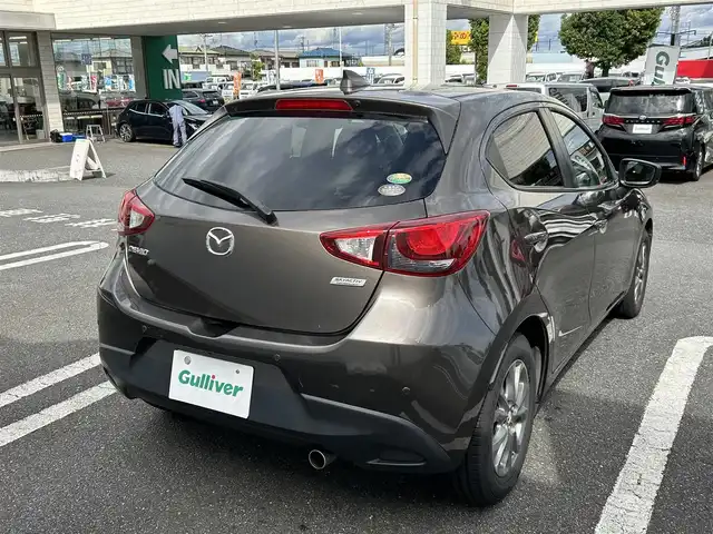 マツダ デミオ 13S ツーリング 埼玉県 2017(平29)年 11.3万km チタニウムフラッシュマイカ プッシュスタート/衝突被害軽減ブレーキ/レーンアシスト/DVD再生/バックカメラ/Bluetooth接続/フルセグテレビ/純正メモリナビ/フロアマット/コーナーセンサー/クルーズコントロール/横滑り防止装置/アイドリングストップ/ETC/パーキングアシスト/ABS/シートヒーター/AAC/PW/PS/オートライト/BSM/USB接続端子/ドライブレコーダー/純正アルミホイール