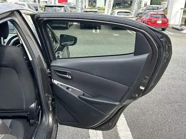 マツダ デミオ 13S ツーリング 埼玉県 2017(平29)年 11.3万km チタニウムフラッシュマイカ プッシュスタート/衝突被害軽減ブレーキ/レーンアシスト/DVD再生/バックカメラ/Bluetooth接続/フルセグテレビ/純正メモリナビ/フロアマット/コーナーセンサー/クルーズコントロール/横滑り防止装置/アイドリングストップ/ETC/パーキングアシスト/ABS/シートヒーター/AAC/PW/PS/オートライト/BSM/USB接続端子/ドライブレコーダー/純正アルミホイール