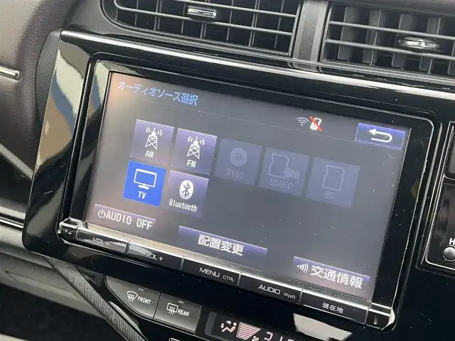 トヨタ アクア G 秋田県 2015(平27)年 5.7万km ダークバイオレットマイカメタリック 純正SDナビ（DVD/CD再生可能）/フルセグ/バックカメラ/アイドリングストップ/プッシュスタート/クルーズコントロール追従走行なし/車両接近通報装置/ステアリングスイッチ/前席シートヒーター/ビルトインETC/社外15インチアルミ（夏タイヤ装着）/スマートキー/純正フロアマット/社外ドアバイザー/オートライト/オートエアコン/パワーステアリング/パワーウィンドウ/ヘッドライトレベライザー/横滑り防止/寒冷地仕様/電動格納ウィンカーミラー/保証書/取扱説明書/記録簿/スペアキー×１