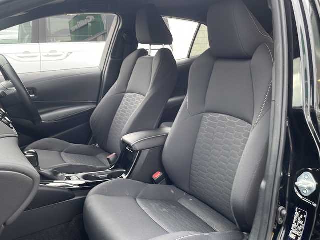 トヨタ カローラ スポーツ ハイブリッドG 静岡県 2019(令1)年 6.6万km アティチュードブラックマイカ /純正ナビ/地デジTV//純正CD/DVD/Bluetooth//バックカメラ//セーフティセンス//オートハイビーム//LEDヘッドライト//ビルトインETC//社外16インチAW//スマートキー