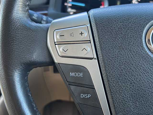 トヨタ アルファード 240G 長野県 2012(平24)年 11.5万km ブラック 禁煙車/4WD/社外ナビ（CD/DVD/フルセグTV）/バックカメラ/ビルトインETC/アルパインフリップダウンモニター/両側パワースライドドア/前席パワーシート（運転席メモリー機能付）/クルーズコントロール/ウッドコンビステアリング/ステアリングスイッチ/スマートキー/Pスタート/電動格納ミラー/純正18インチAW/純正フロアマット