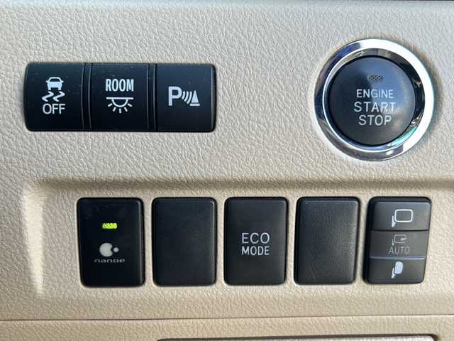 トヨタ アルファード 240G 長野県 2012(平24)年 11.5万km ブラック 禁煙車/4WD/社外ナビ（CD/DVD/フルセグTV）/バックカメラ/ビルトインETC/アルパインフリップダウンモニター/両側パワースライドドア/前席パワーシート（運転席メモリー機能付）/クルーズコントロール/ウッドコンビステアリング/ステアリングスイッチ/スマートキー/Pスタート/電動格納ミラー/純正18インチAW/純正フロアマット