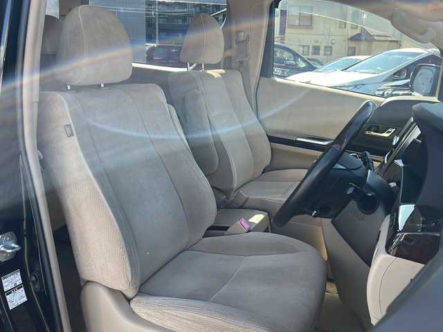 トヨタ アルファード 240G 長野県 2012(平24)年 11.5万km ブラック 禁煙車/4WD/社外ナビ（CD/DVD/フルセグTV）/バックカメラ/ビルトインETC/アルパインフリップダウンモニター/両側パワースライドドア/前席パワーシート（運転席メモリー機能付）/クルーズコントロール/ウッドコンビステアリング/ステアリングスイッチ/スマートキー/Pスタート/電動格納ミラー/純正18インチAW/純正フロアマット