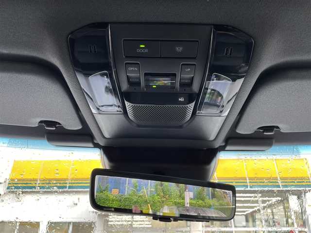 トヨタ ランドクルーザー ２５０ VX 東京都 2025(令7)年 0.5万km プラチナホワイトパールマイカ ワンオーナー/モデリスタインテリアイルミネーション/モデリスタシグネチャーイルミブレード/モデリスタフロントアンダーカバー/モデリスタフロントバンパーガード/モデリスタリヤバンパーガーニッシュ/モデリスタオーバーフェンダー/レインクリアリングブルーミラー/ムーンルーフ/純正12.3インチディスプレイオーディオ/パノラミックビューモニター/デジタルインナーミラー/ブラック革シート/パワーシート/ベンチレーション/パワーバックドア/LEDヘッドライト/LEDフォグランプ/プリクラッシュセーフティ/レーントレーシングアシスト/レーンディパーチャーアラート/レーダークルーズコントロール/オートマチックハイビーム/ロードサインアシスト/ブラインドスポットモニター/前後ドライブレコーダー/純正18インチアルミホイール/ビルトインETC2.0/ステアリングヒーター/ステアリングスイッチ/革巻きステアリングホイール/プッシュスタート/スマートキー/スペアキー/電動オート格納ミラー/LEDウインカーミラー/保証書