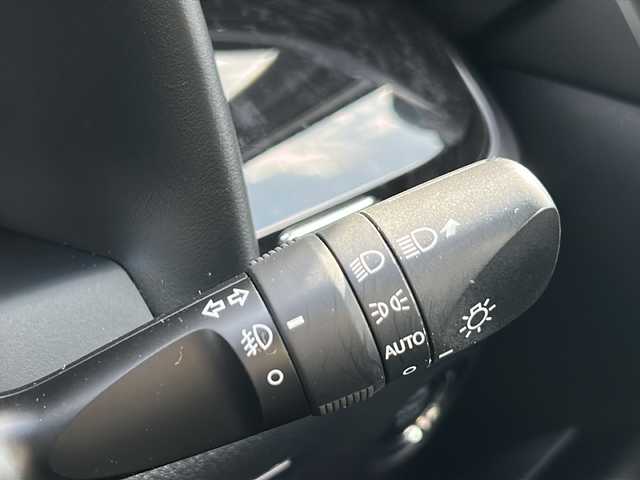 トヨタ アルファード S タイプゴールド 兵庫県 2021(令3)年 4.7万km ホワイトパールクリスタルシャイン ワンオーナー/7人乗り/純正9インチナビ/バックカメラ/純正フリップダウンモニター/セーフティセンス/レーダークルーズコントロール/インテリジェントクリアランスソナー/OP/デジタルインナーミラー/ブラインドスポットモニター/リアクロストラフィックオートブレーキ/3眼LEDヘッドランプ/LEDコーナリングランプ/シーケンシャルターンランプ/パワーバックドア/両側パワースライドドア/ETC2.0/応急用タイヤ/合皮ハーフレザーシート/保証書/取説/スペアキー1本